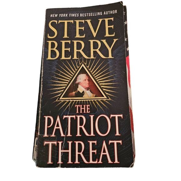 The patriot threat by Steve berry st. Martin's paperbacks booked isbn 9781250058 - Picture 1 of 6